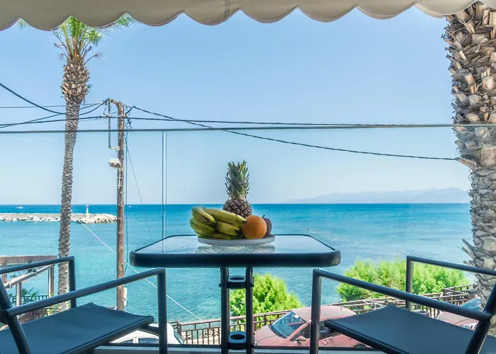 Luxury Seaside Suites